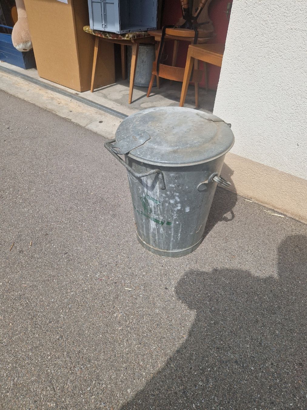 Altro per la casa: Zink Eimer mit Deckel, Ochsner, 35 Liter – Usato da Mörigen venduto da Clio111 1