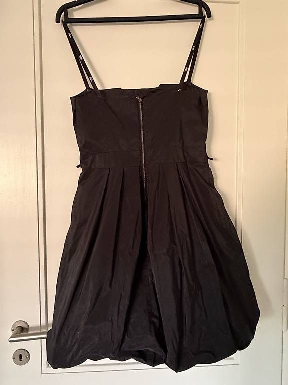 Kleider: Festliches Kleid – Gebraucht aus Schwarzenburg von SchoggoLoggo 2