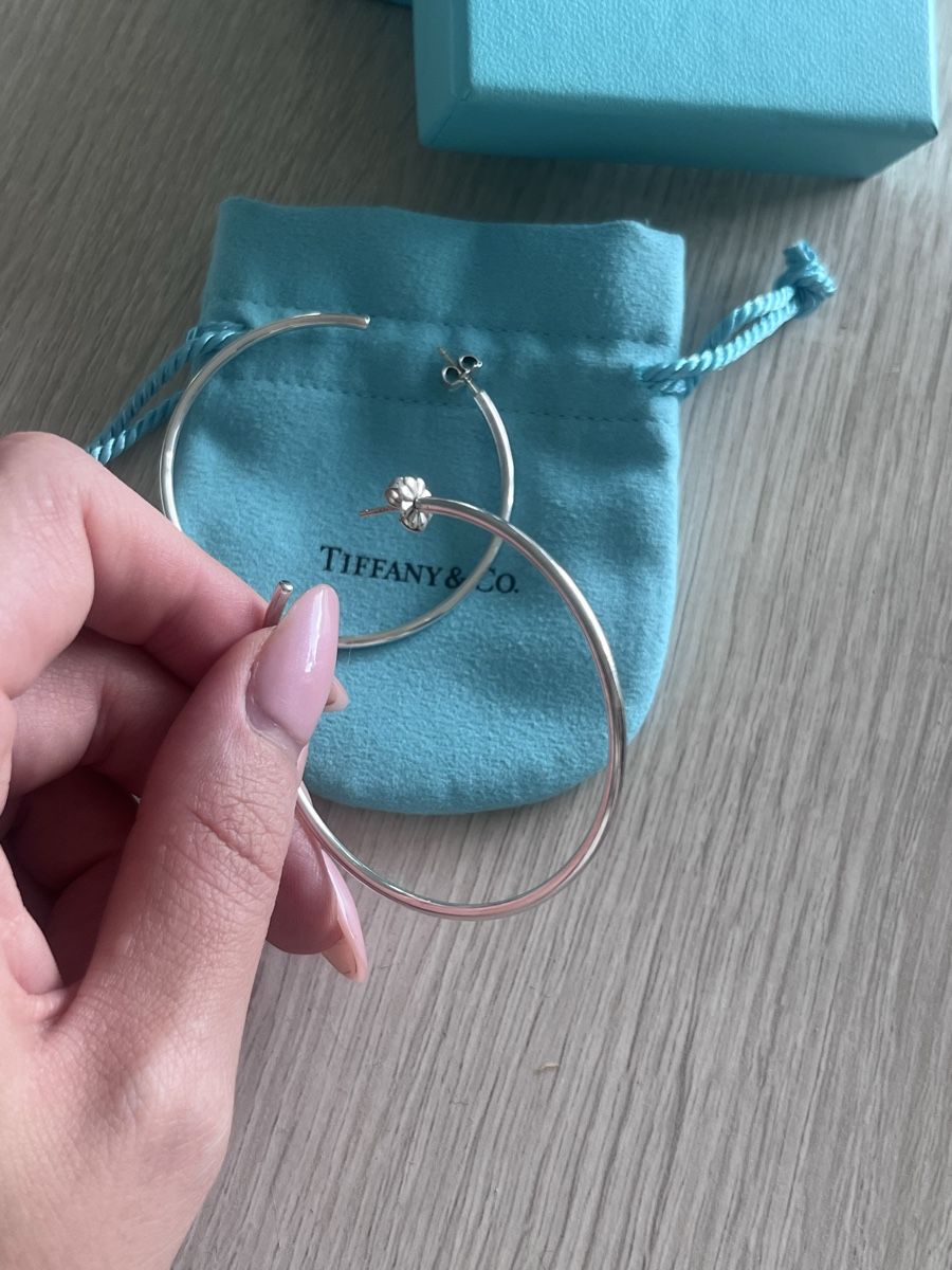 Tiffany & Co. Ohrringe & -stecker: Tiffany & Co. Creolen Silber – Neu (gemäss Beschreibung) aus Zürich von StavesBest 2