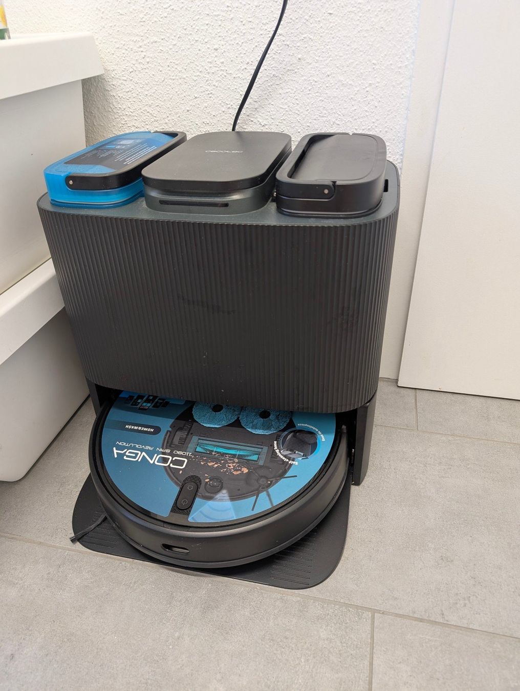 Aspirapolveri & Accessori: Cecotec Conga 11090 Wischroboter – Usato da Zürich venduto da KnuddelBaer 1
