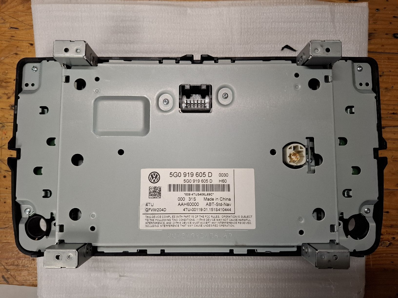 Volkswagen Tutti pezzi di ricambio auto: 5G0919605D display volkswagen – Usato da Miège venduto da Al_Roa 1