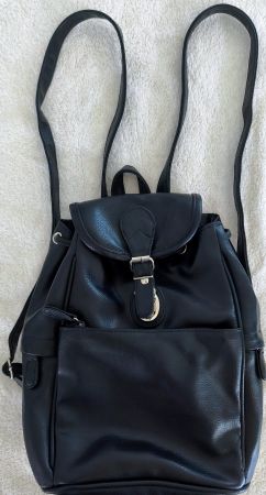 Schwarzer Rucksack im Vintage-Stil, Top Zustand!