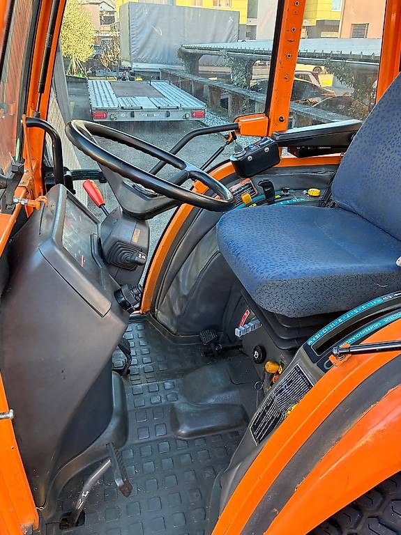 Kubota Sgombero neve: Kubota STV 40 per servizio invernale – Usato da Tenero venduto da Cadra01 3