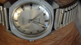 MIREXAL  ANTIK HEREN GRÖÖSE UHR.H-AUFZEUG.17J. LÄÜFT-35X38MM