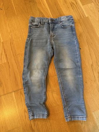  Jeans Stretch Grösse 98/104