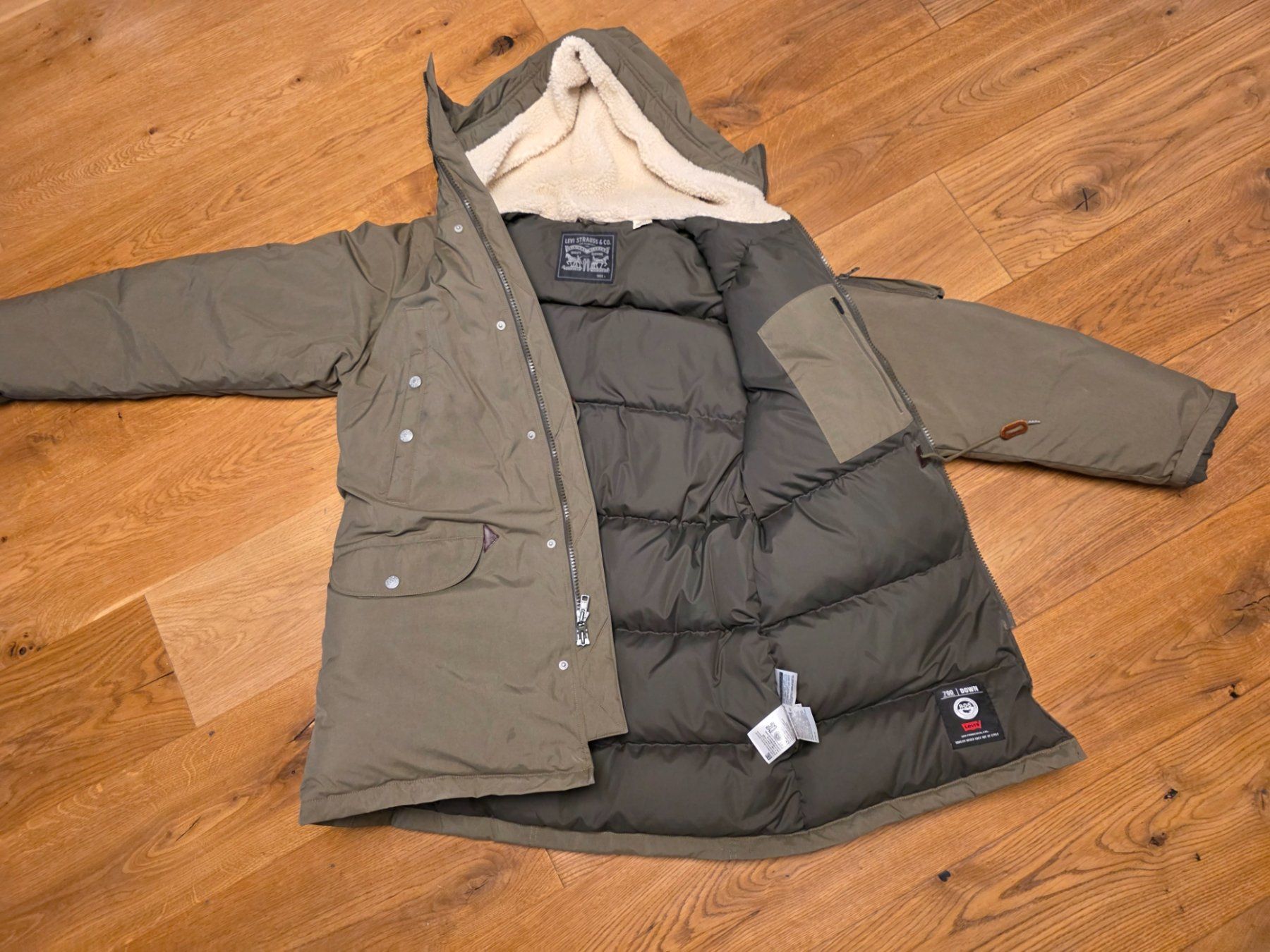 North Face Jacken: LEVIS HERREN WINTERJACKE GRÖSSE L – Gebraucht aus Hinwil von muppets 1
