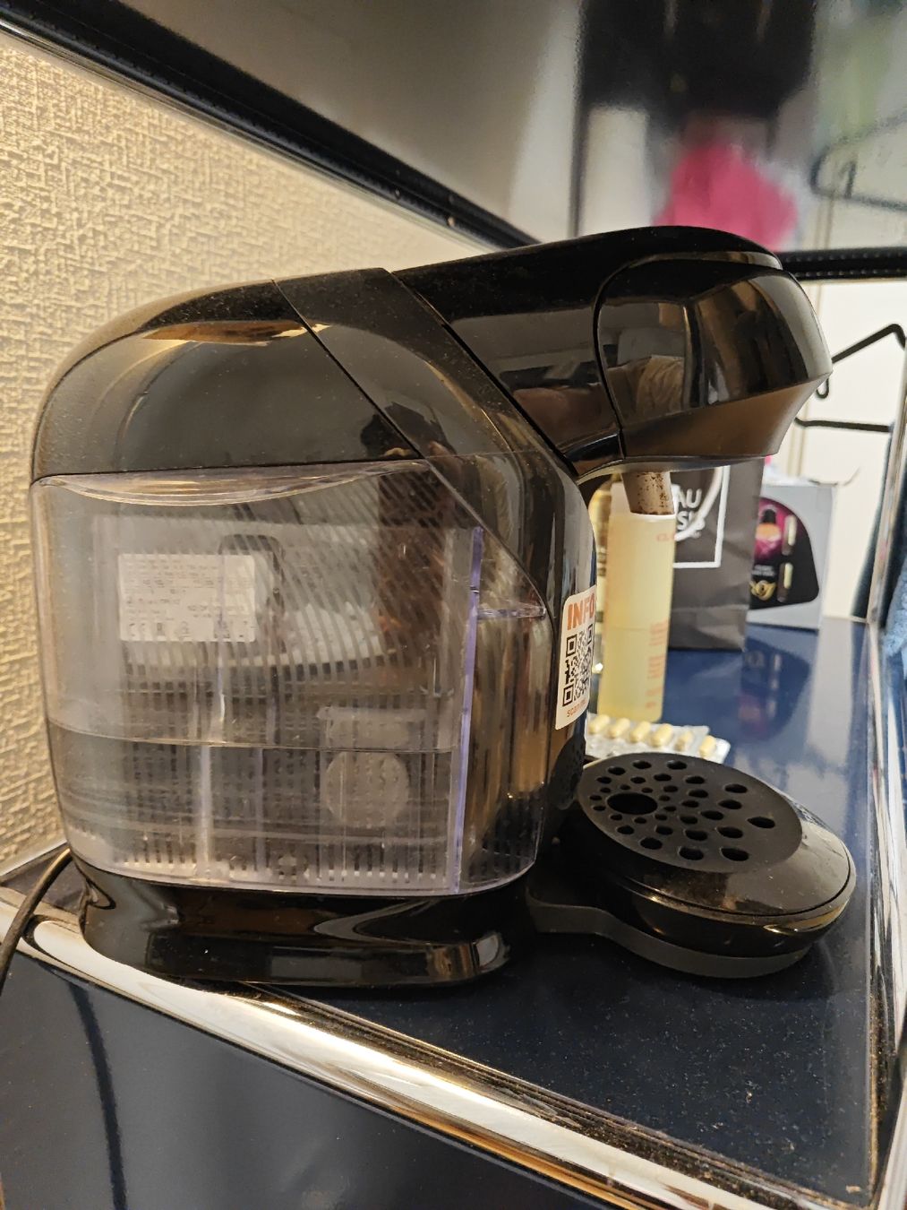 Bosch Macchine per caffè & Macchine per espresso: Bosch Tassimo Coffee Machine - Quick Morning Brews ☕ – Usato da Genève venduto da lim_gch8 1