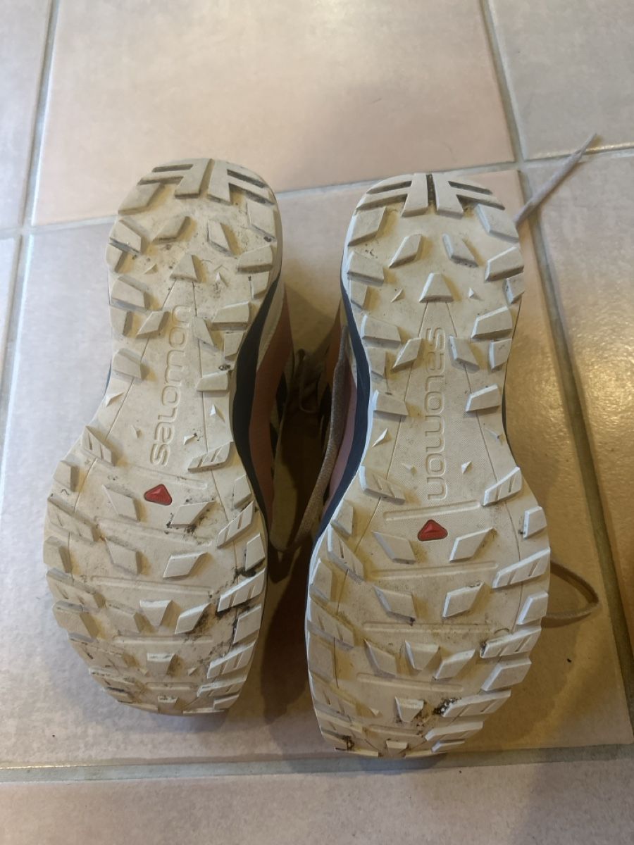 Salomon Scarpe da uomo: Trekkingschuhe Salomon beige Grösse 42 – Usato da Oberentfelden venduto da HennaBina 4