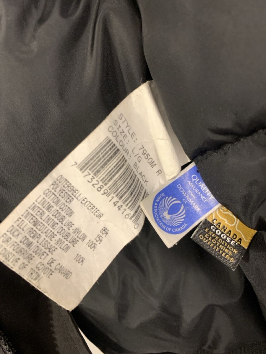 Canada Goose Jacken: Canada Goose Arctic Program Herren Daunenjacke – Gebraucht aus Luzern von Pooolarwurm 4
