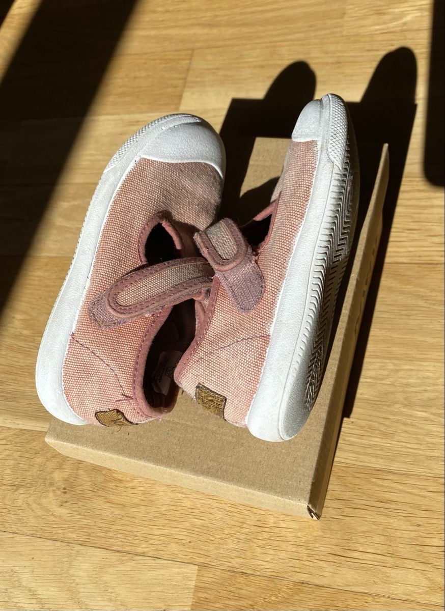 Scarpe per ragazzi: Kavat Mölnlycke TX Gr. 25, Pink – Usato da Zürich venduto da Mariaov 2