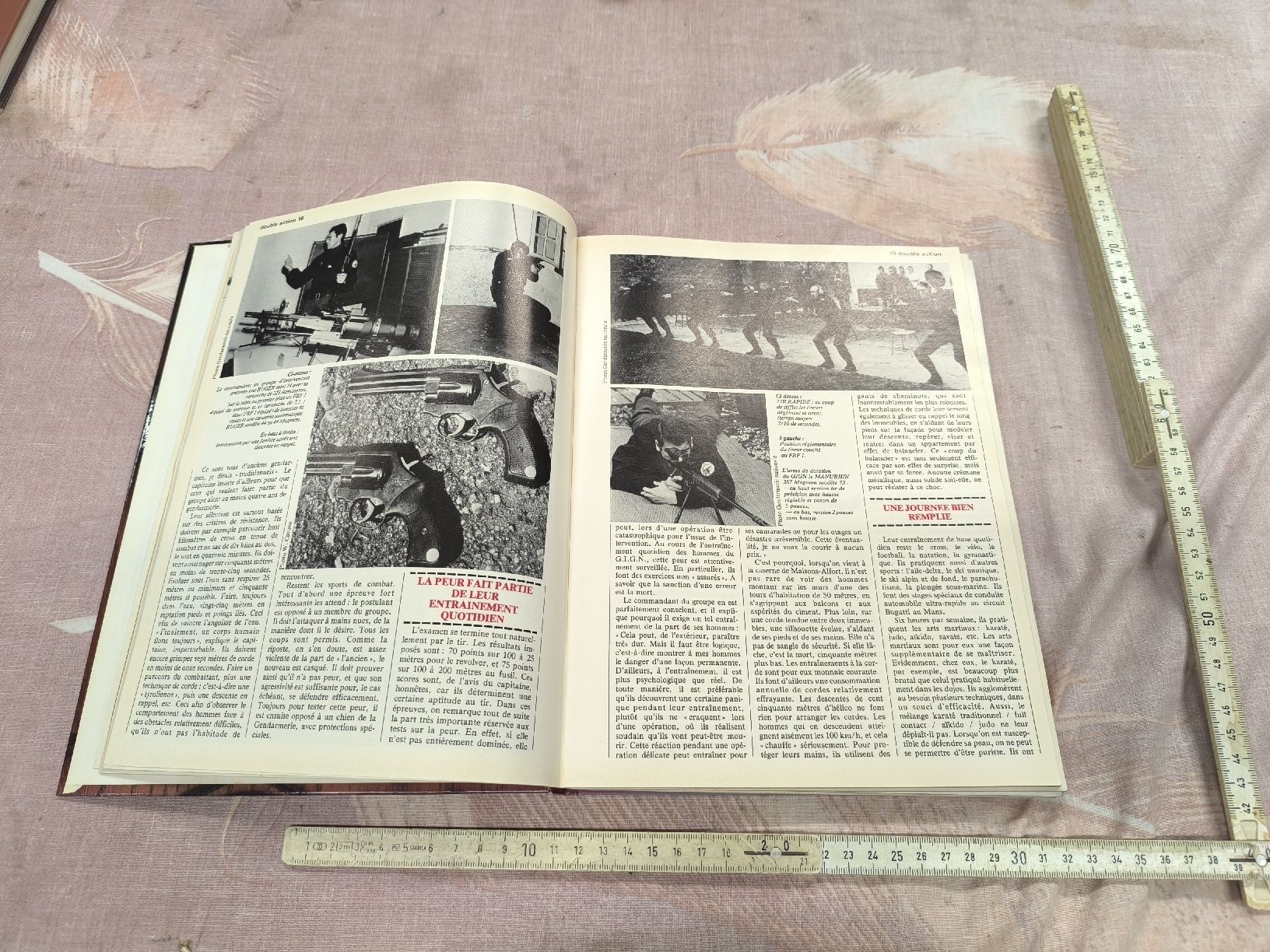 Bücher: BUCH ..Armes .Waffen .Double Action – Gebraucht aus Cama von anto_a 2