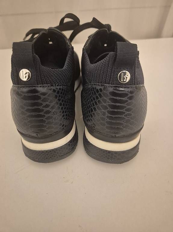 Scarpe da donna: Sneakers, La Strada, marine, Gr. 41 – Usato da Niederhasli venduto da mybluefish 2
