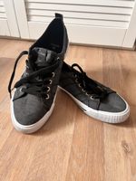 Bench Sneaker, Stoffschuhe, Top Zustand, Grösse 42
