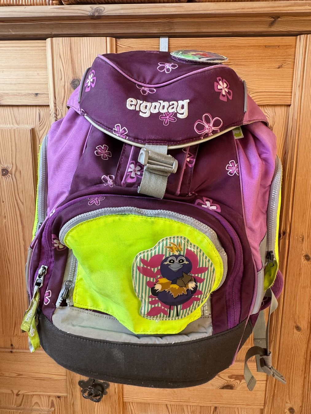 Ergobag Borse & Zaini: Ergobag Schulrucksack – Usato da Wittinsburg venduto da Gia_Diva