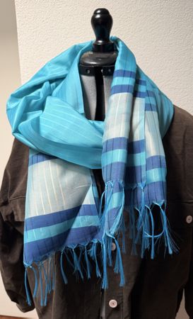 Schal, gestreift blau-tuerkis mit Fransen, Neu
