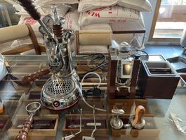 Pavoni Kaffeemaschine und Eureka Kaffeemühle gebraucht