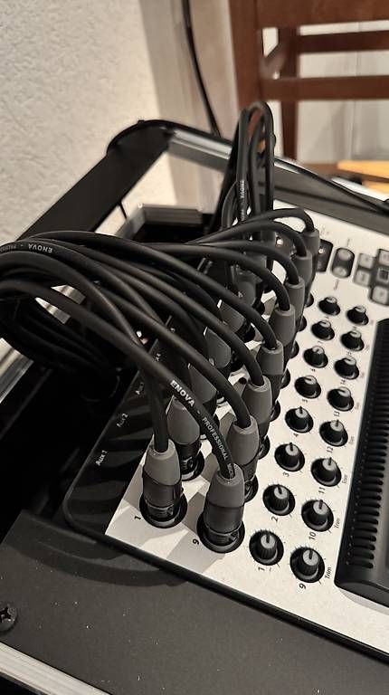 Console di mixaggio: QSC TOUCHMIX 16 in Case – Usato da Pratteln venduto da Passion77 2