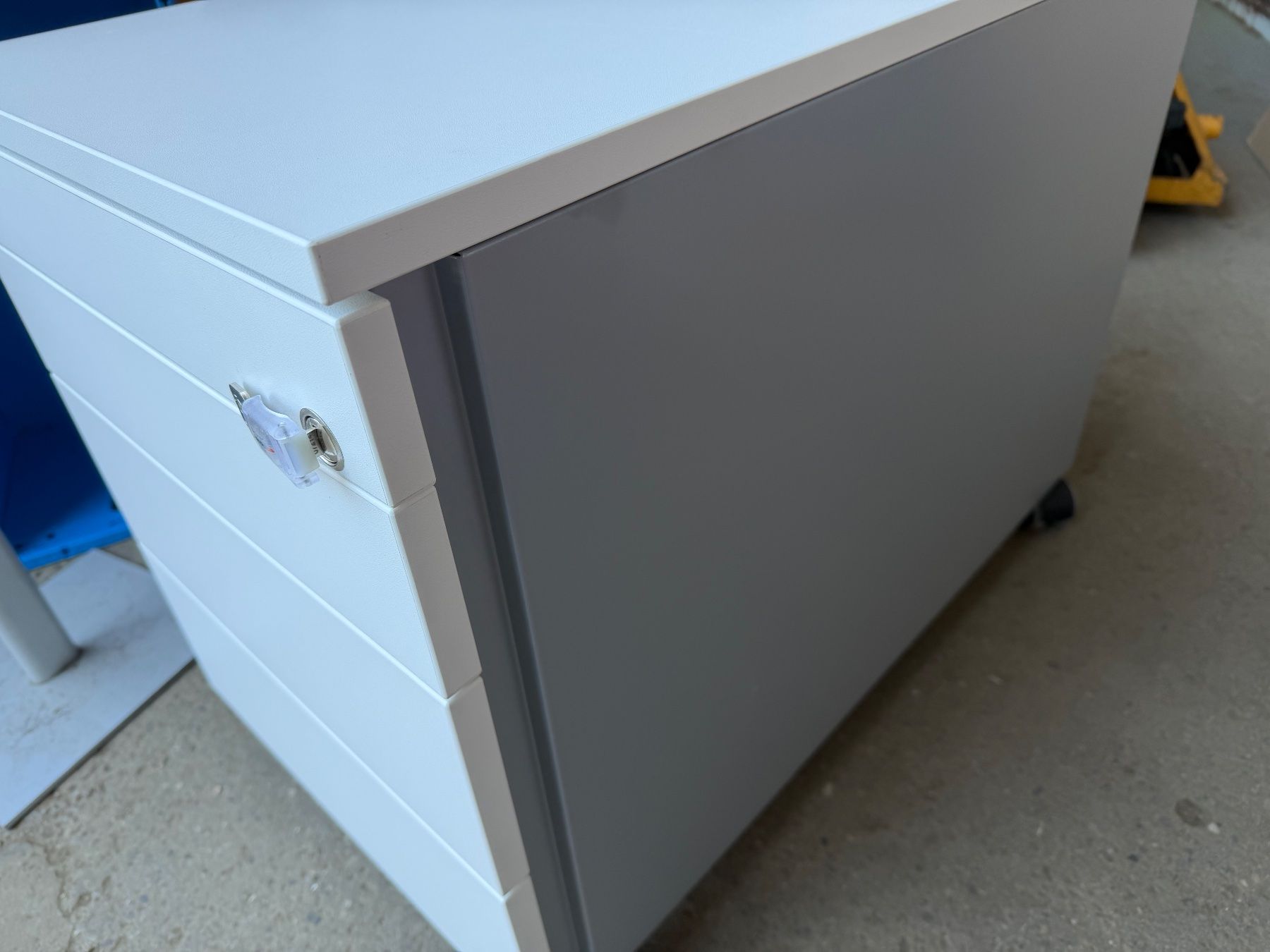 Korpus: neuer Rollcontainer, 4 Schübe, mit Griffnut – Neu (gemäss Beschreibung) aus Necker von liq24 1