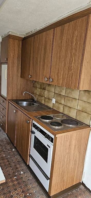 Komplettküchen: Alte Küche abzugeben – Gebraucht aus Wil SG von Pappoo58