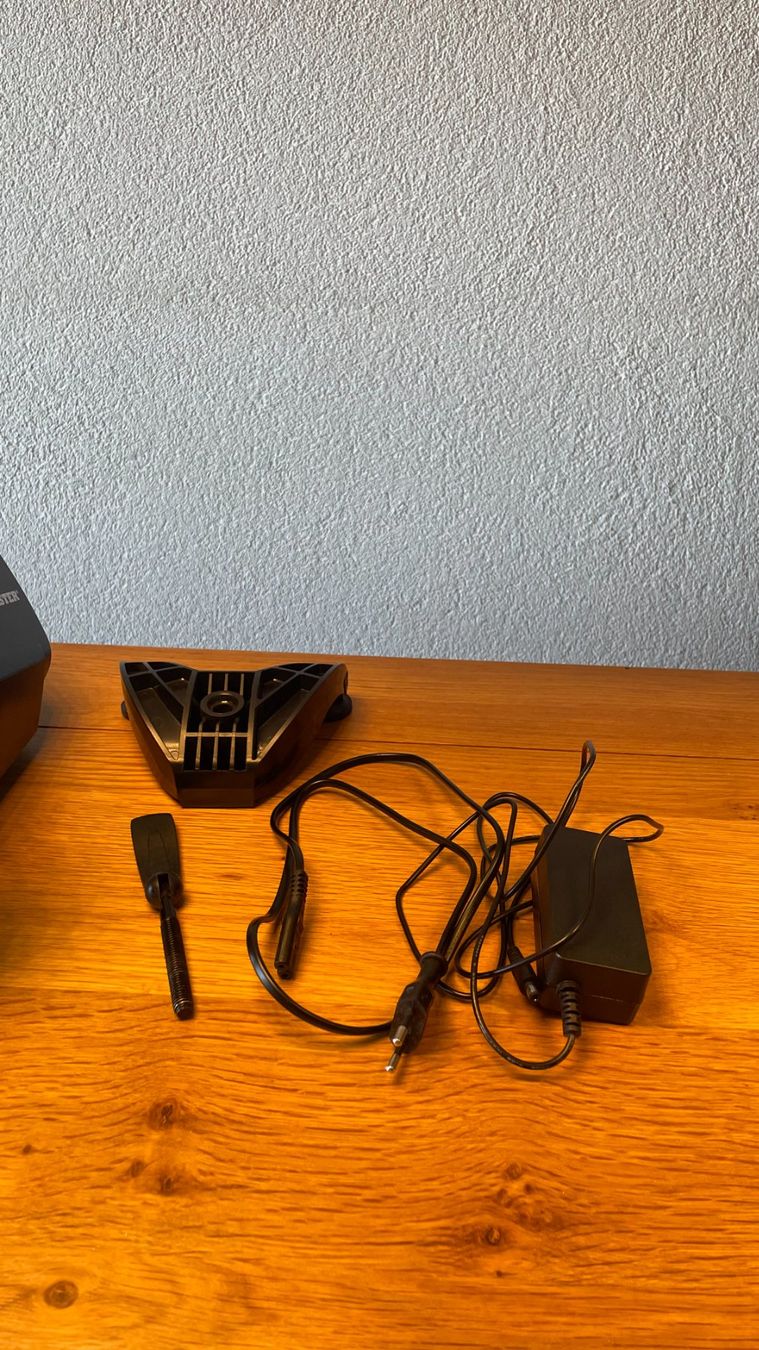 Spiele: Thrustmaster T248 (PC, PS4, PS5) – Gebraucht aus Petit-Lancy von Damienu11 3