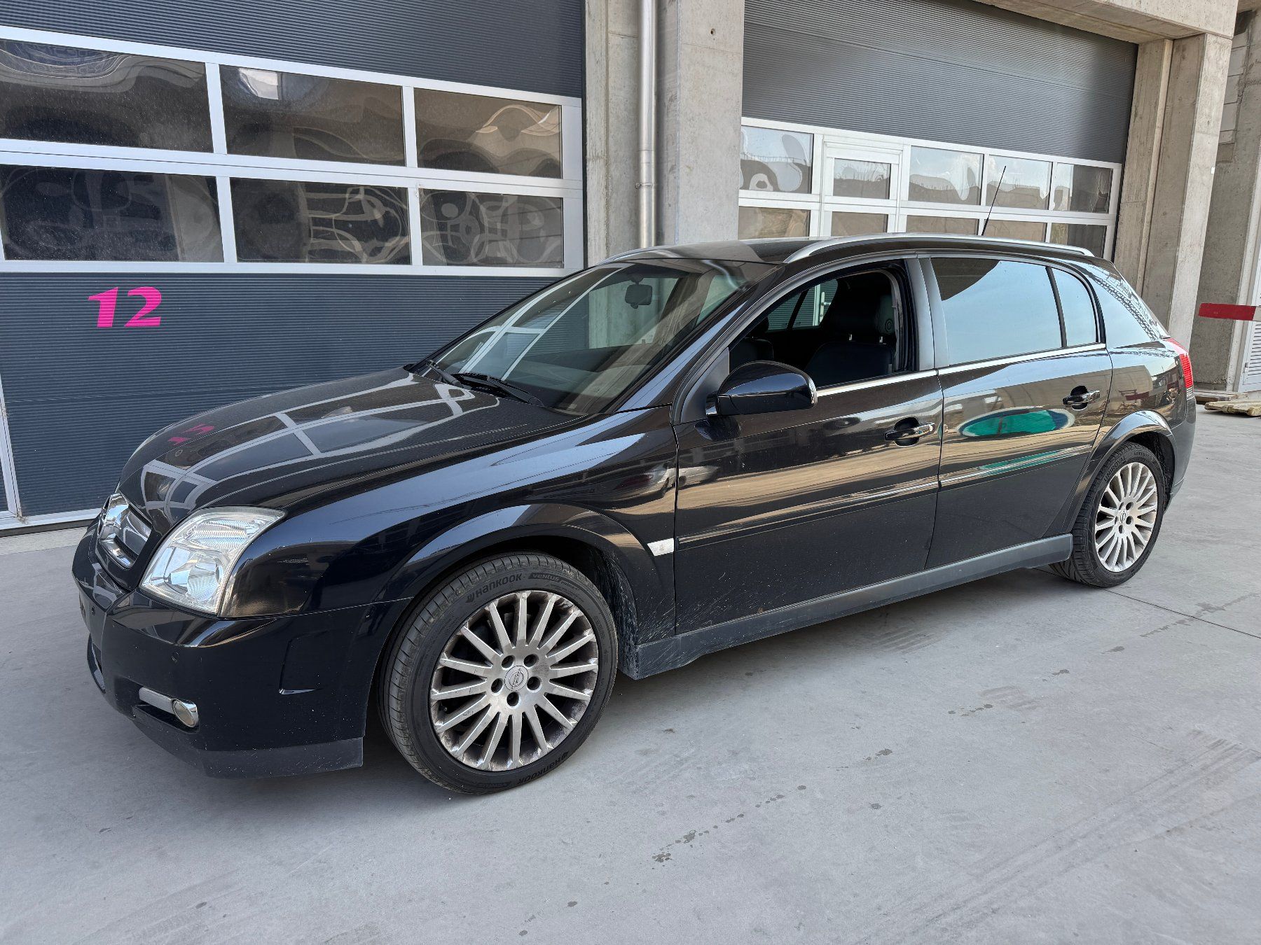 Opel Autos: Opel Signum 3.2 V6 – D'occasion à Wilchingen par RinaldoMotorsport