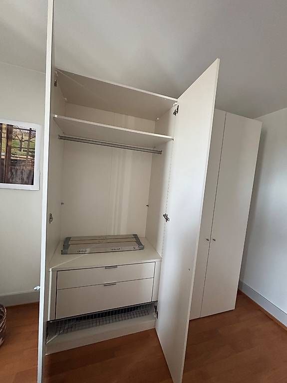 Schränke: Weisser Schrank – Gebraucht aus Zürich von ils_2z68 2