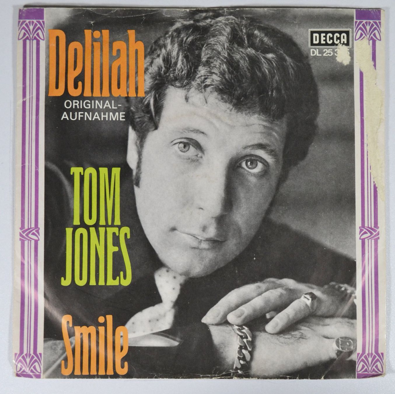 Schallplatten: Single: TOM JONES - Delila – Gebraucht aus Frenkendorf von Yard-Sale-2000