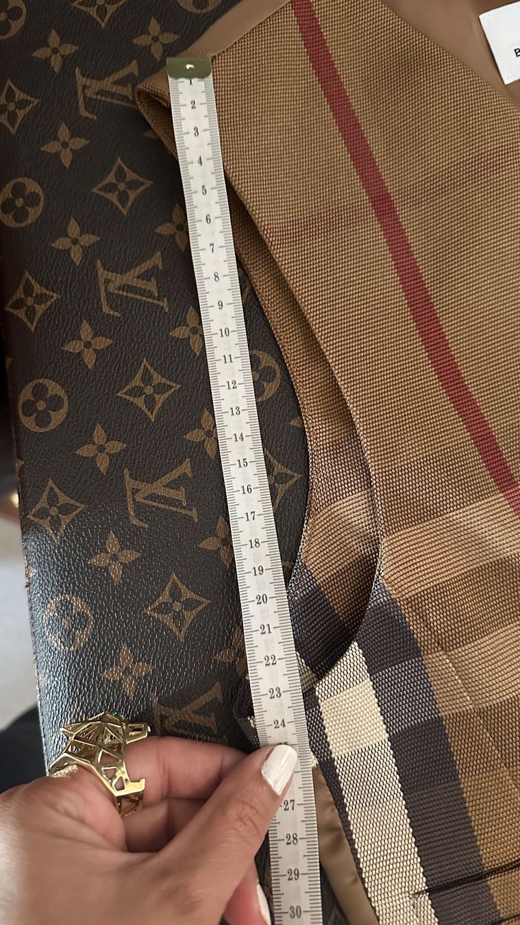 Burberry Gilet & Giacche: Burberry Veste – Nuovo e nell'imballaggio originale da Lachen SZ venduto da HelvetiaLuxury 9