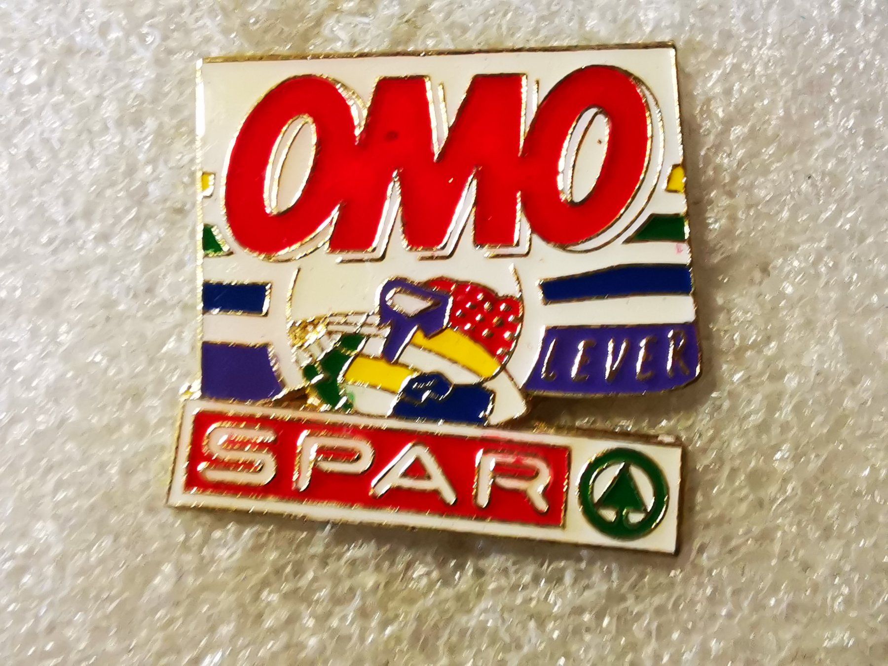 Placchette & Badge: Ansteckpin 195: Spar x Omo – Usato da Oppligen venduto da Pin-Fall-Shop