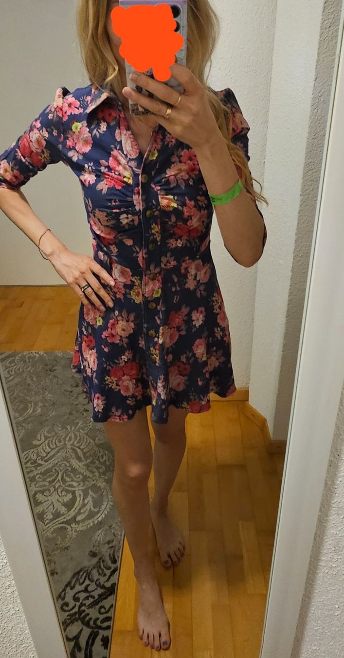 Vestiti: Baumwolle-Kleid mit Blumen – Usato da Kriessern venduto da Bugggyyy