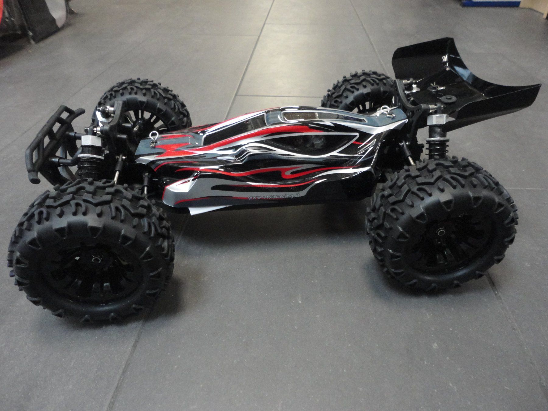 RC Kits de montage: 4WD Buggy mit Monsterreifen – Neuf avec emballage d'origine à Horgen par RcModell