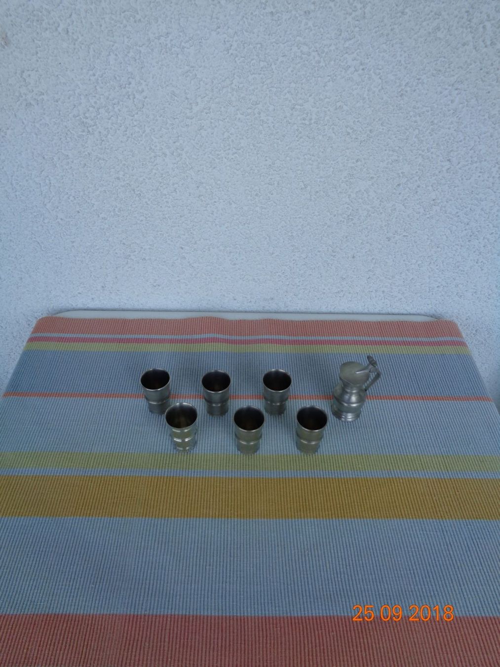 Tassen: Hübsches Mini Schnaps-Set aus Zinn – Gebraucht aus Dietikon von Branquinha1981 3