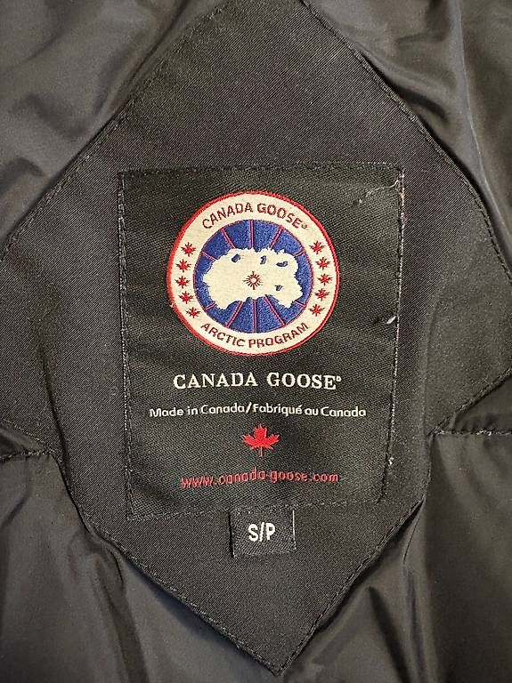 Cappotti: CANADA GOOSE PARKA, S – Usato da Zürich venduto da ipekc 1