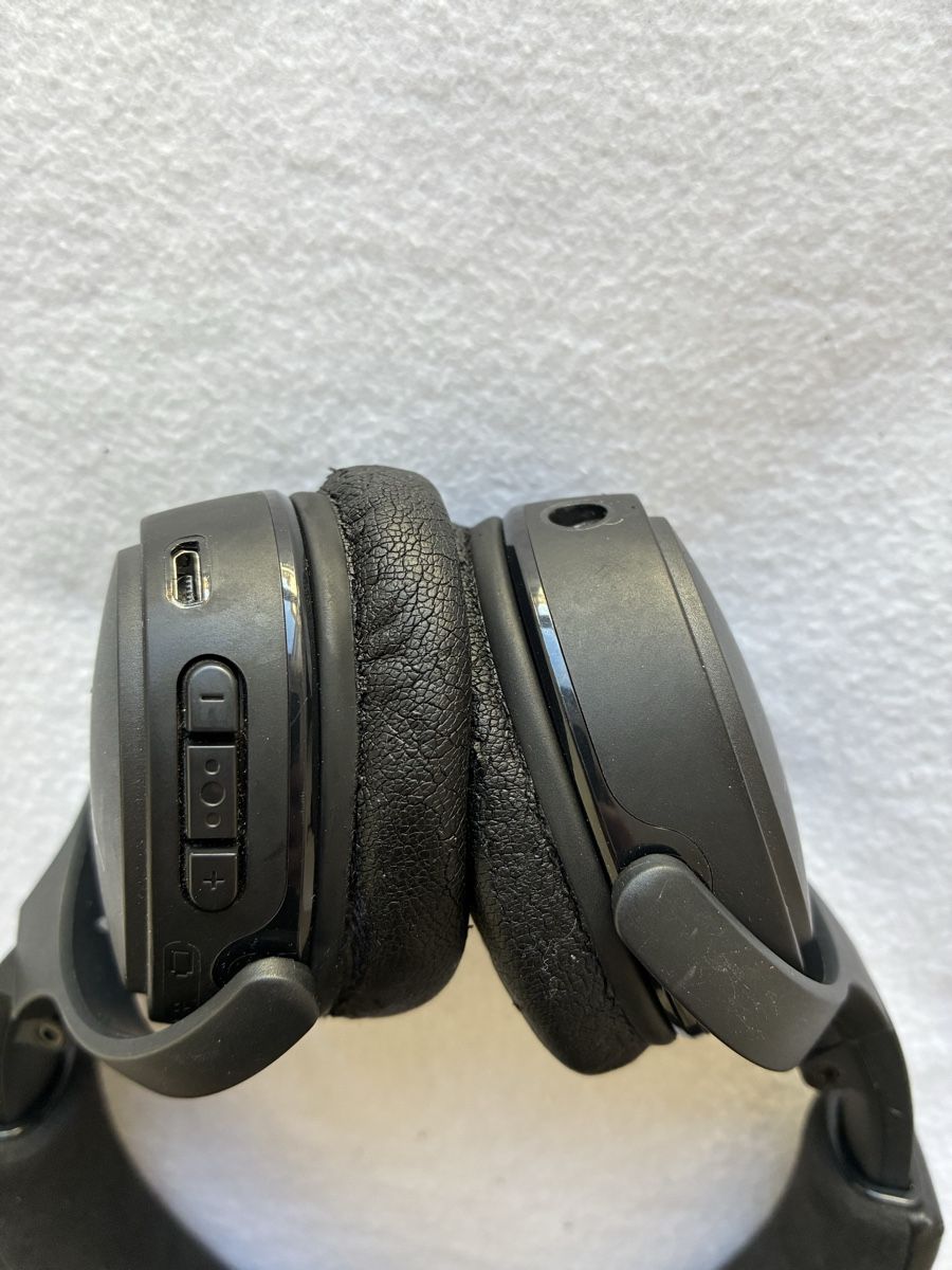 Bose Cuffie: Bose Kopfhörer (on-ear) – Usato da Bern venduto da Noatheastronaut 2
