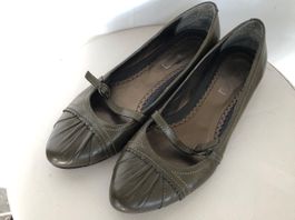 Ballerines vert olive 5th Avenue taille 37 tout cuir