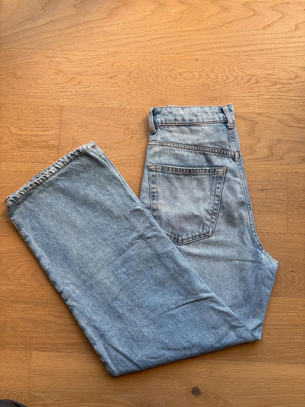 Jeans: Baggy Jeans – Usato da Egnach venduto da SelinaB. 1
