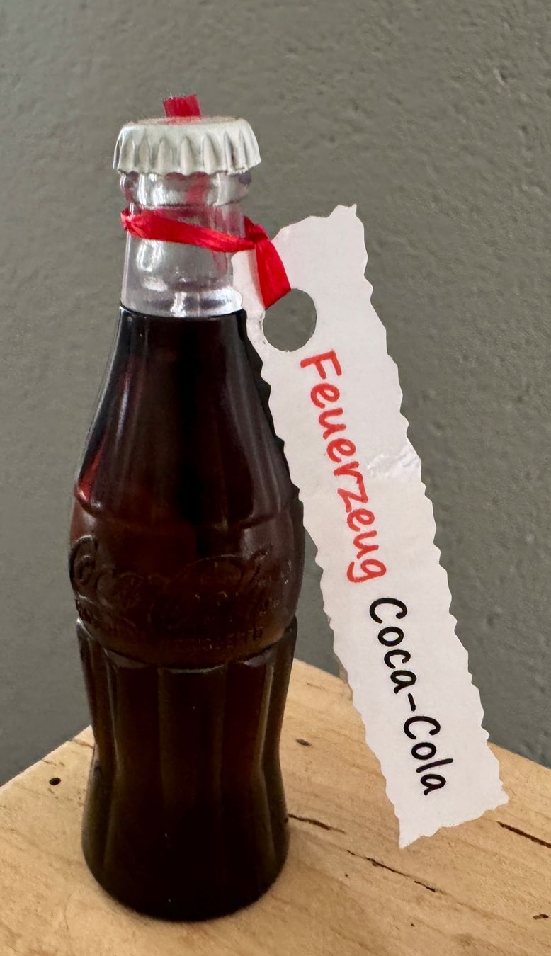 Accendini: Älteres Coca Cola Feuerzeug Webung - vintage – Usato da Rothrist venduto da Luckywinner