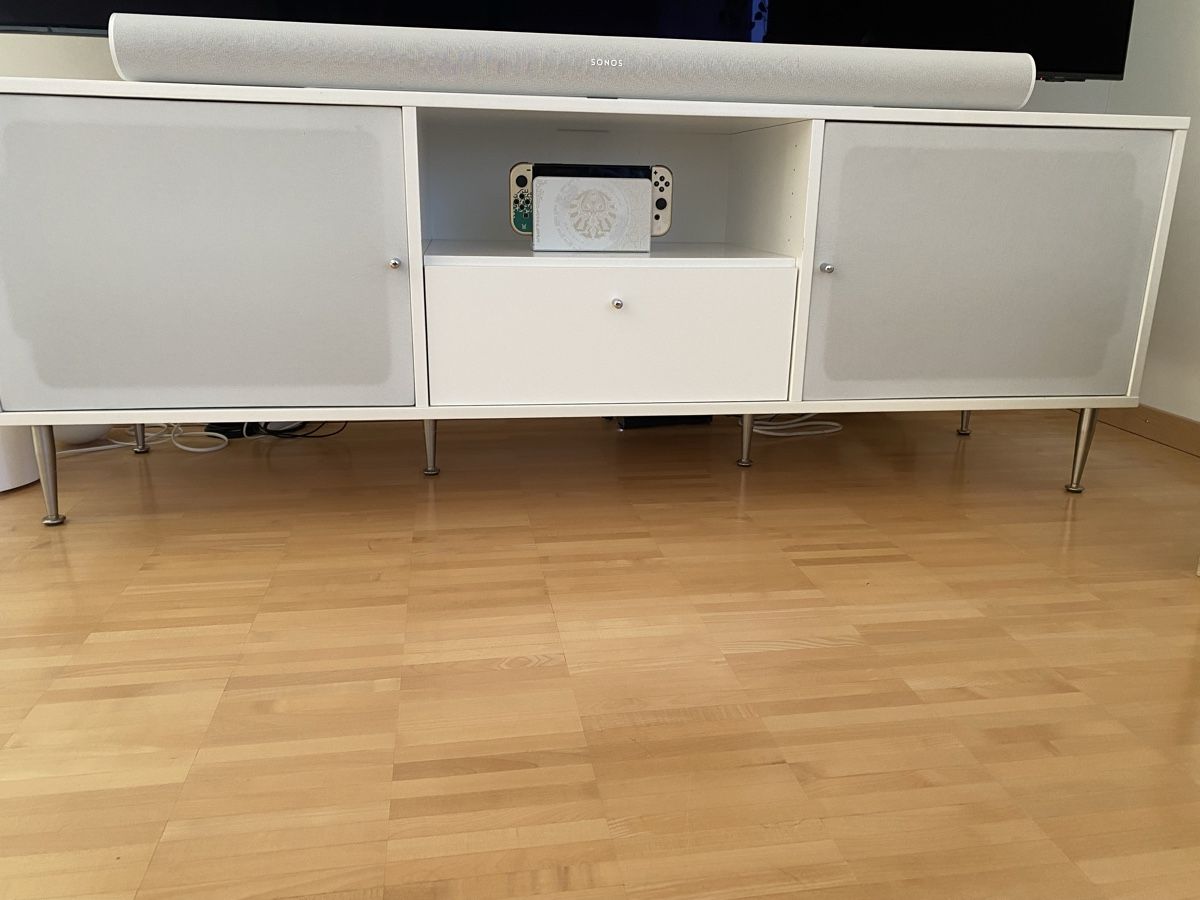 Pfister Cassettiere: Lowboard – Usato da Luzern venduto da Jenaja