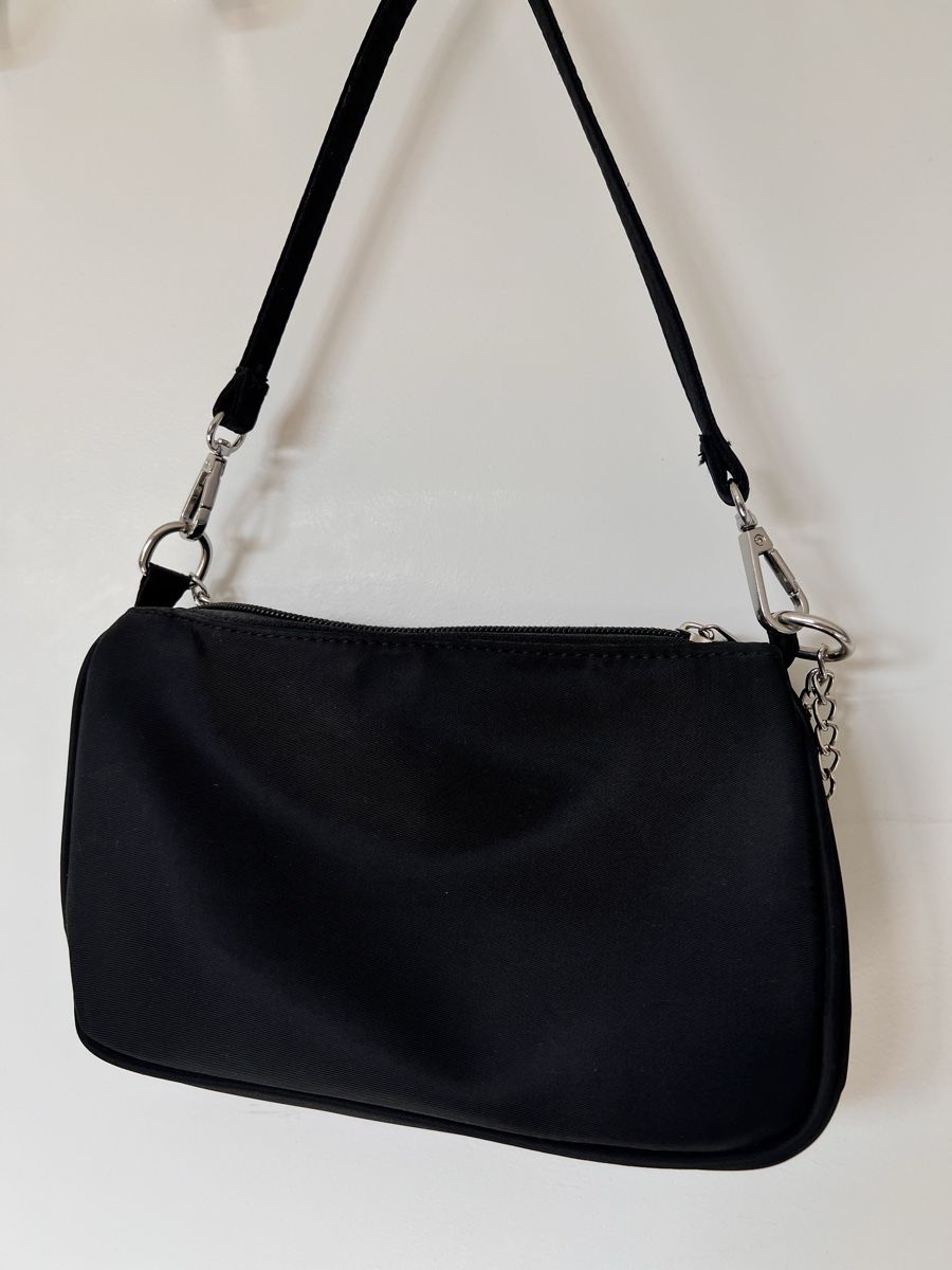 Borse da donna: Schwarze Handtasche mit Kette – Nuovo (secondo la descrizione) da Unterstammheim venduto da elw_wg5y 1
