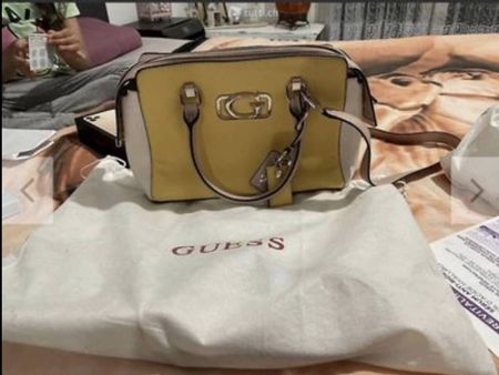 Guess Damen Handtasche, gelb/beige, neuwertig, Frühling