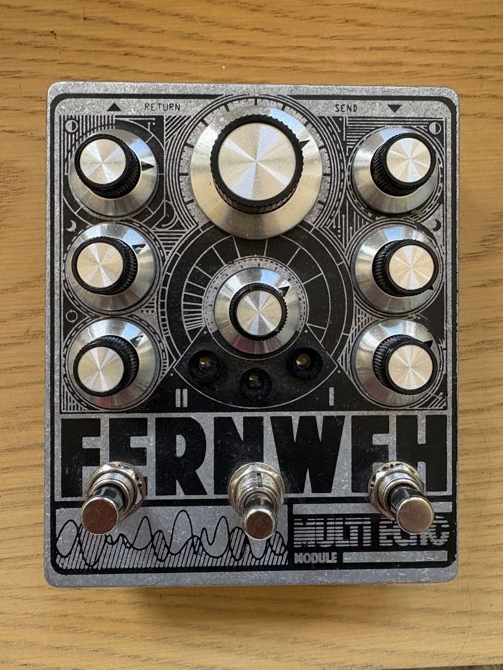 Strumenti musicali: JPTR fx Fernweh v1 / analog delay – Usato da Lausanne venduto da Ddell