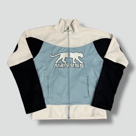 Airness streetwear style white track jacket vintage (puma n)