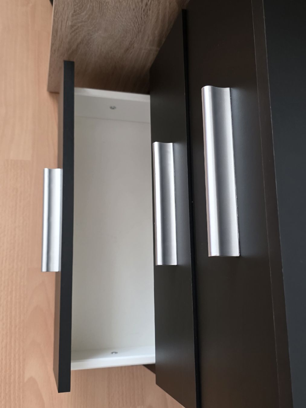 Conforama Nachttische: schwarz Nachtisch Conforama – Gebraucht aus Oensingen von Fat_v5w7 1