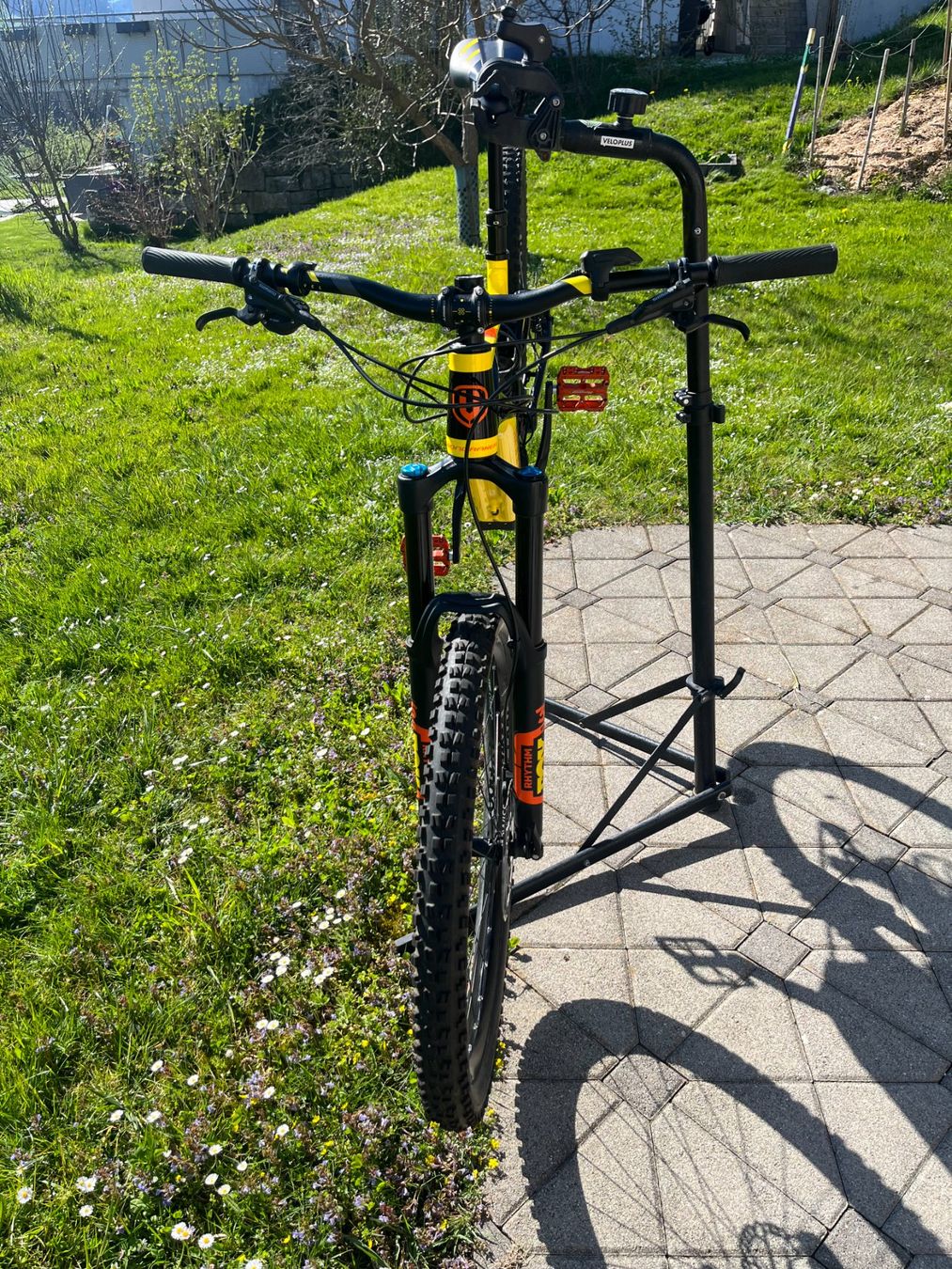 Mondraker Velos: TOP E-Mountainbike: Mondraker Level R – Gebraucht aus Sumiswald von dulik94 2
