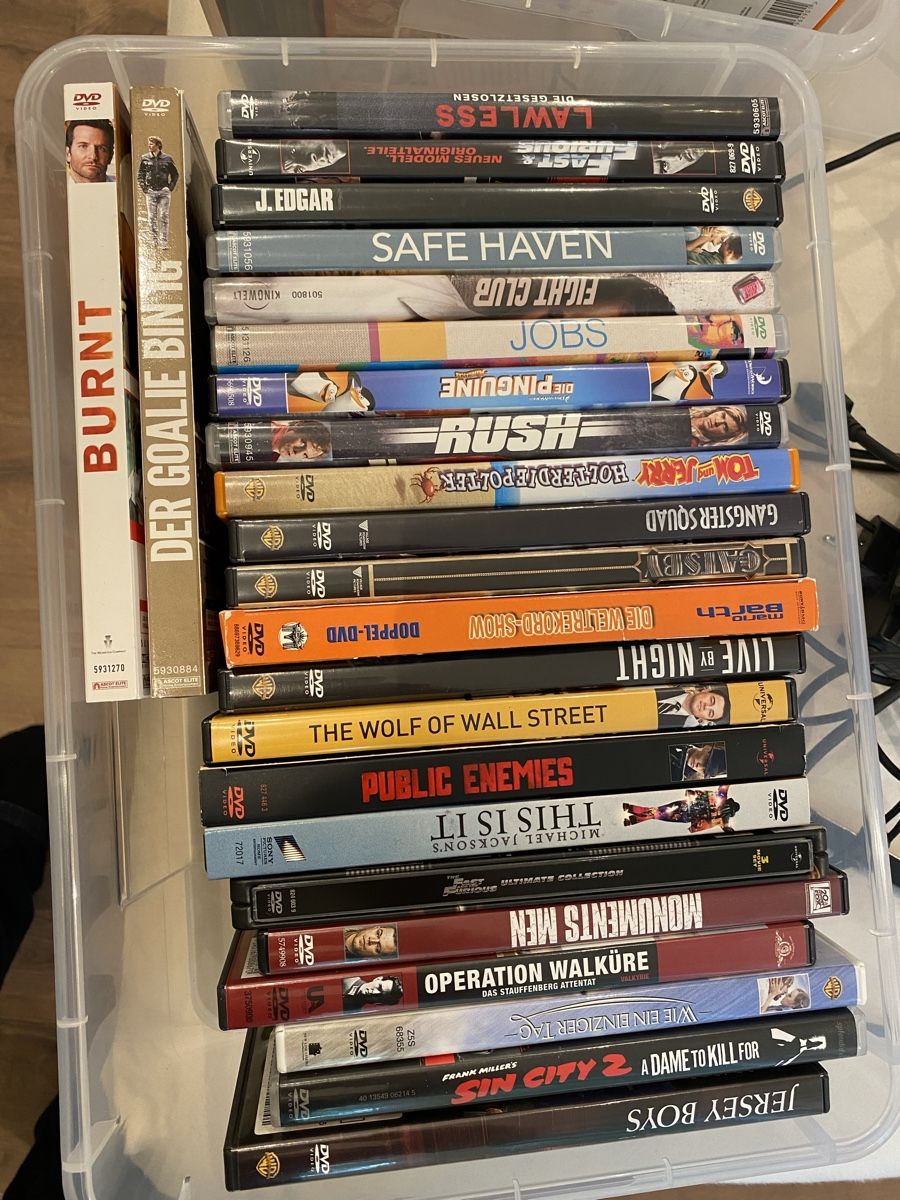 Tutti i DVDs: DVD Sammlung Spielfilme – Usato da Muhen venduto da G60iger