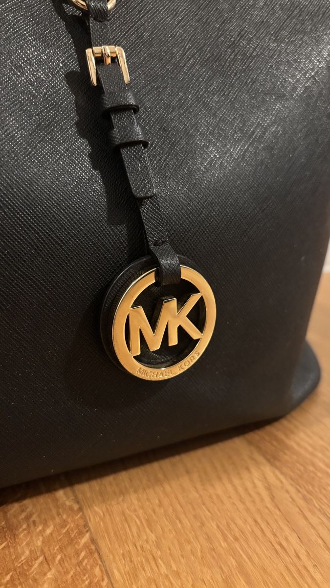 Michael Kors Borse da donna: Michael Kors Jet Set Tragetasche ab 1.- CHF – Usato da Basel venduto da ukhtyy 1