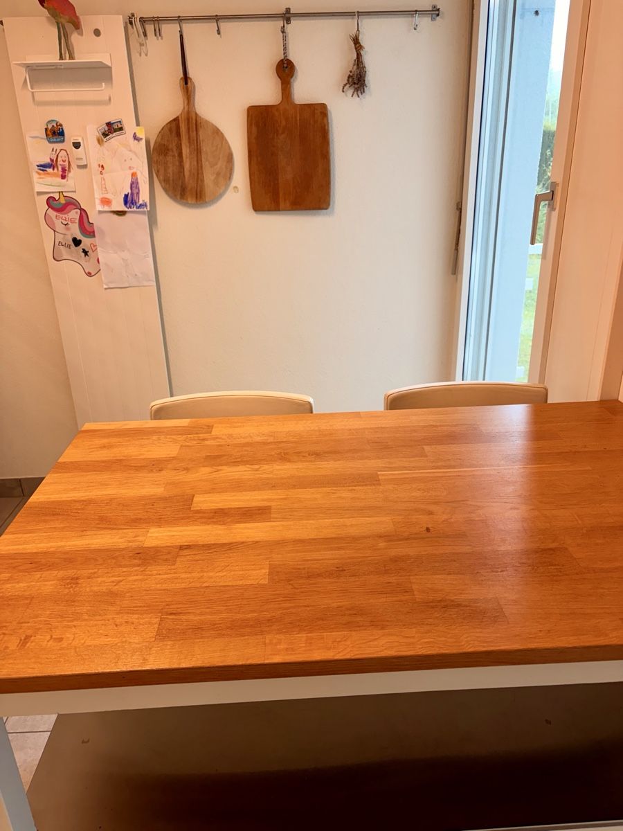 Allestimento di negozi e stand fieristici: Küchentisch / Esstisch / Bar mit Stühlen – Usato da Luzern venduto da Tsimont 8