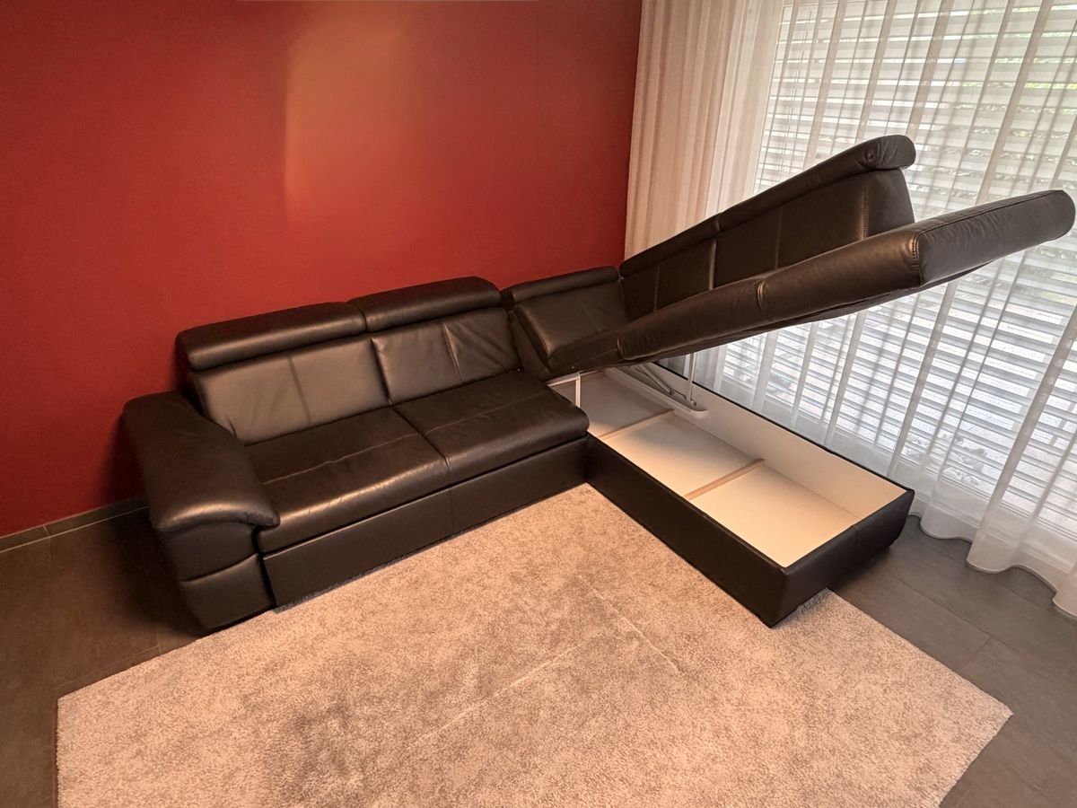 Sofas: Eckledersofa Schwarz – Gebraucht aus Kiesen von essomat 1