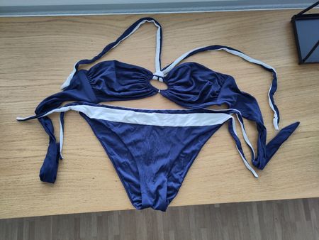 SiSi Bikini-Set dunkelblau/weiss – Grösse XS/S