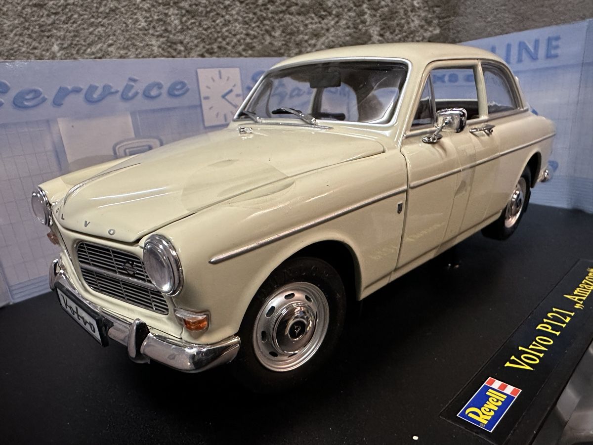 Revell Modellini d'auto: Volvo p121 Amazon revell – Nuovo (secondo la descrizione) da Reinach AG venduto da rares75 2